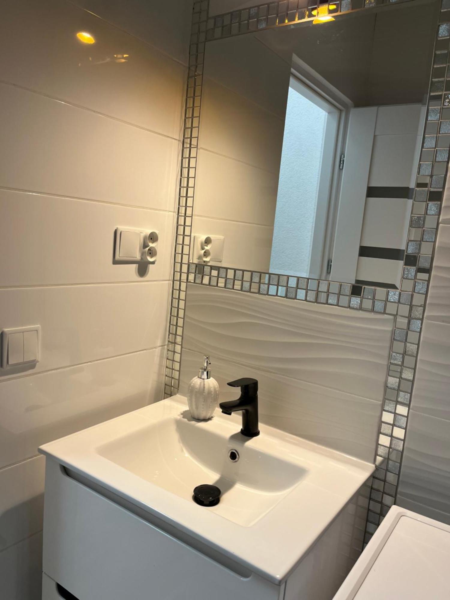 Grunwaldzki24 Apartments - Free Parking - Old Town, Centrum วรอตซวาฟ ภายนอก รูปภาพ